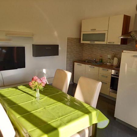Apartment Valerija Baška Exterior foto